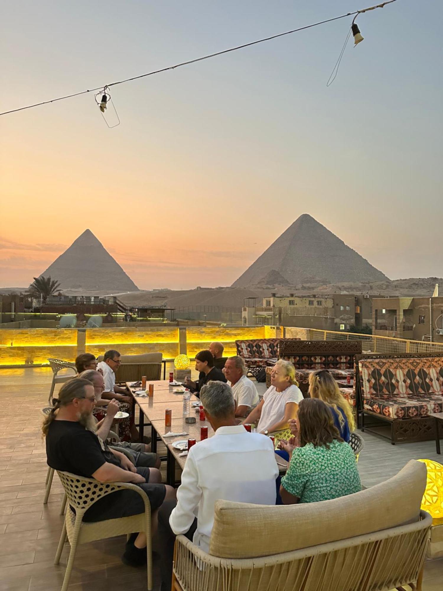 Pyramids Height Hotel & Pyramids Master Scene Rooftop Cairo Exterior photo